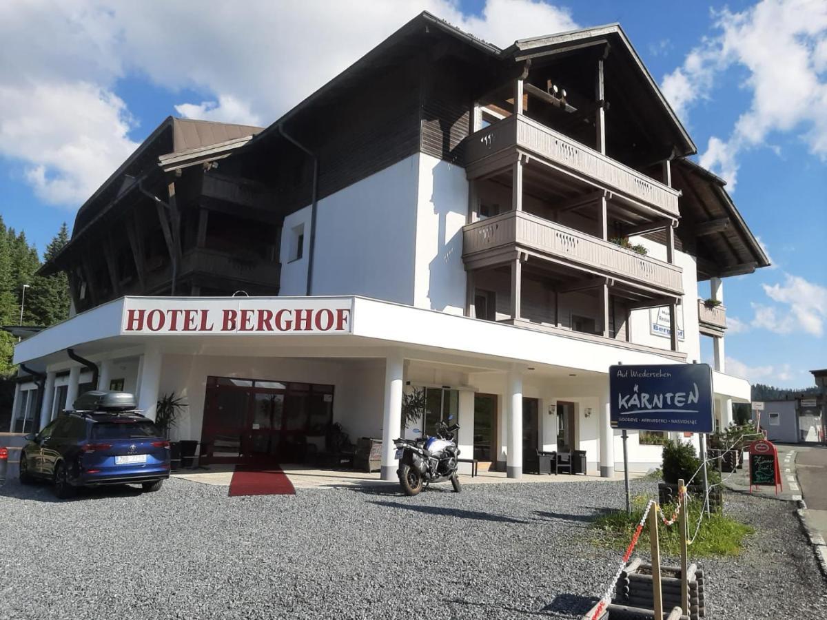 Hotel Berghof Sonnenalpe Nassfeld Extérieur photo